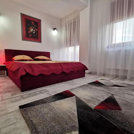 Violet Apartment-Brilliant Apartments Constanta Exterior photo