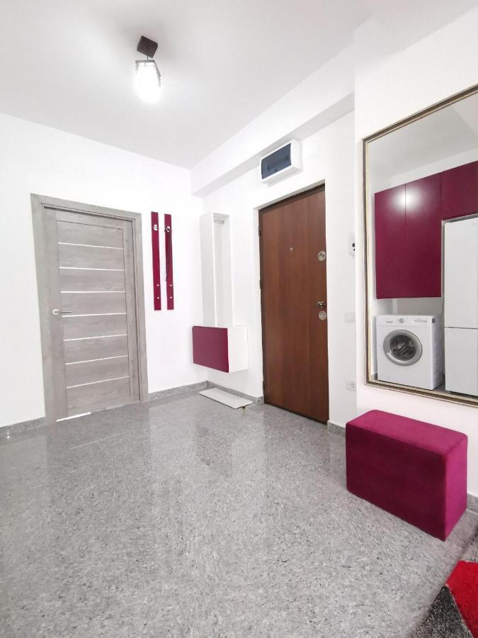 Violet Apartment-Brilliant Apartments Constanta Exterior photo